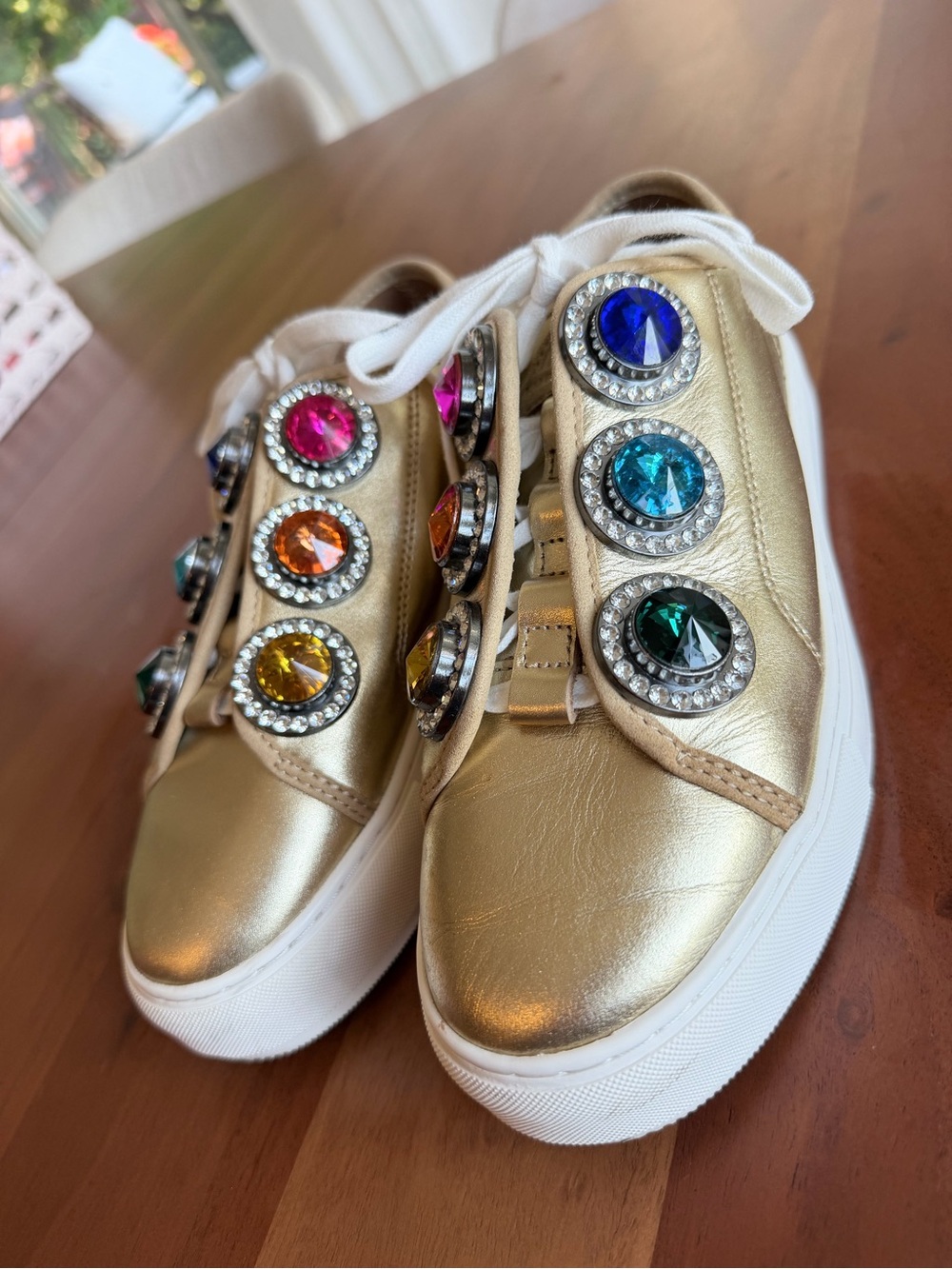 🩷💎 EUC Kurt Geiger Laney Octavia Gold Rainbow Jewel Sneakers EU 39 ✨ - Picture 2 of 11